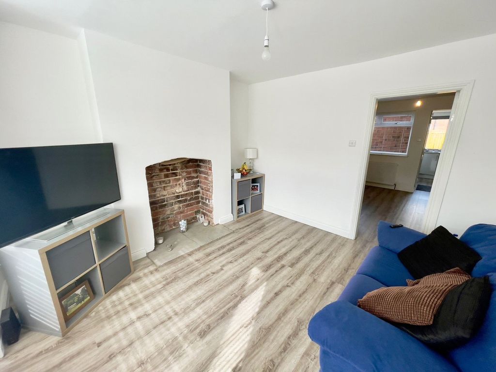 Property photo 2 of 20 Picture No. 03