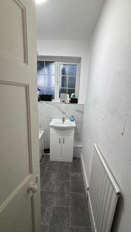 Property photo 3 of 3