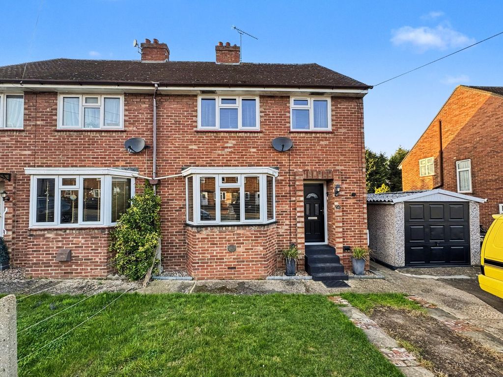 Property photo 1 of 33