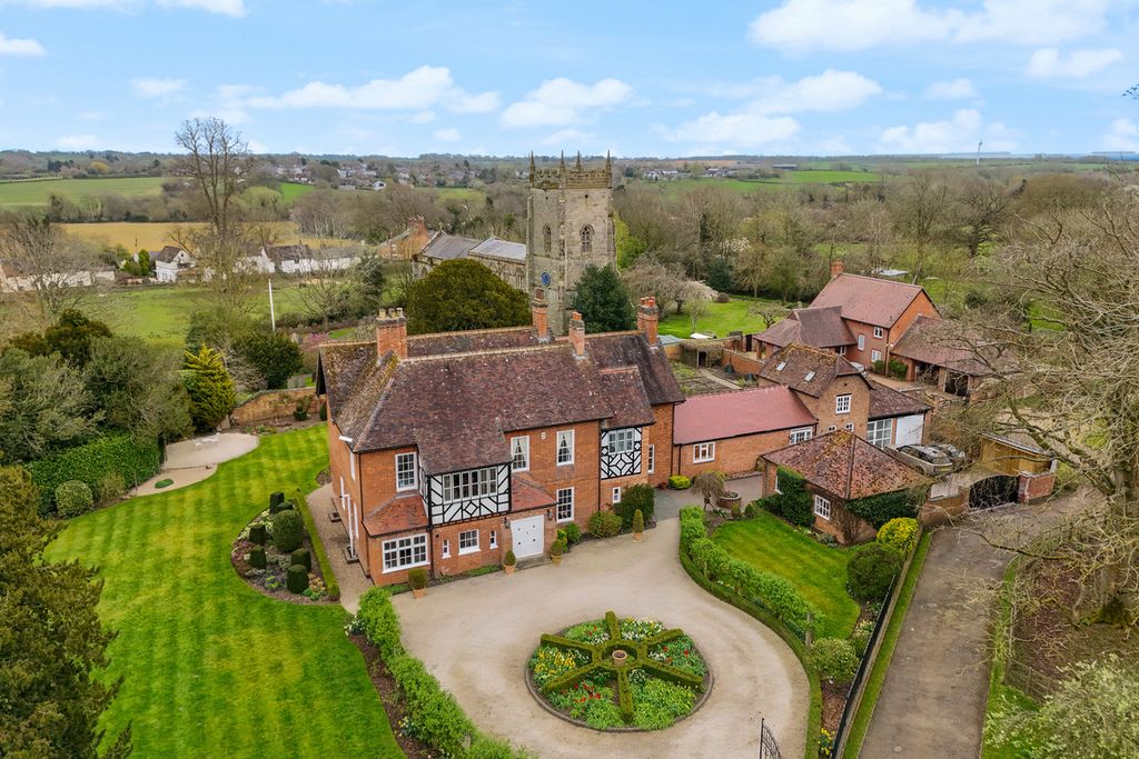 Additional image 5 of 7 bed country house for saleClaybrooke Parva, Lutterworth, Leicestershire LE17