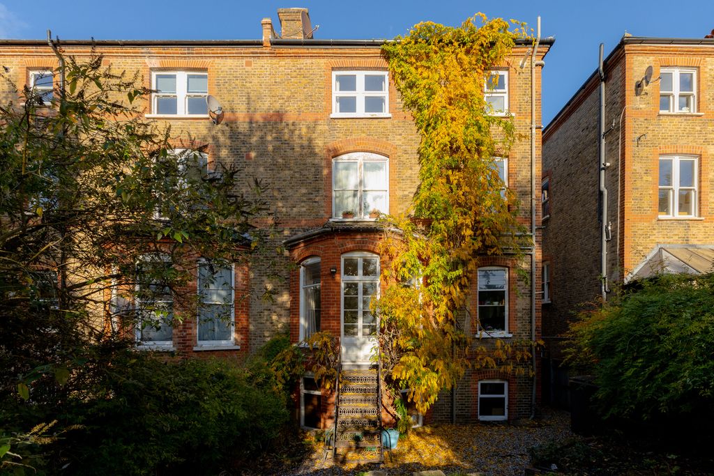 Property photo 2 of 23 320993 - Inigo_40_Dulwhich_Road_001.Jpg