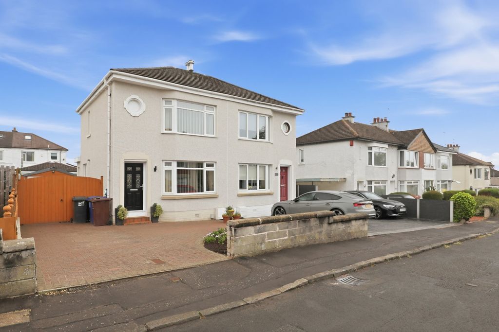 Property photo 1 of 31 Picture No. 05