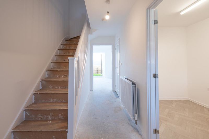 Property photo 3 of 11 Photo 3