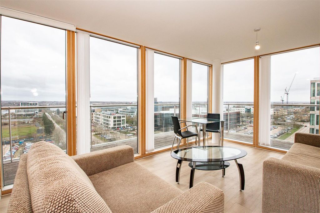Property photo 2 of 22 Pearl_3.Jpg