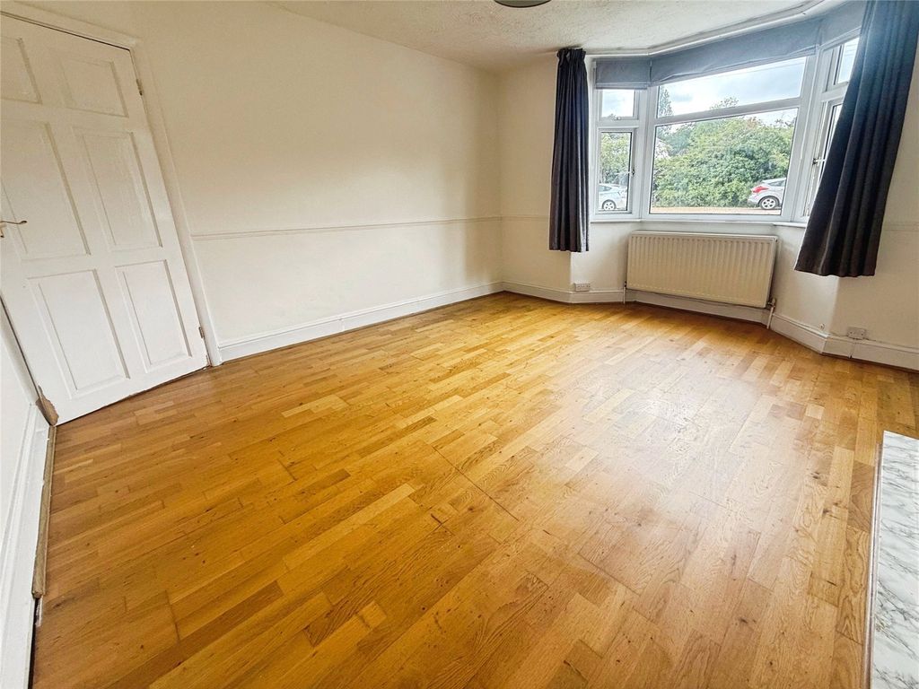Property photo 3 of 15 Picture No. 08
