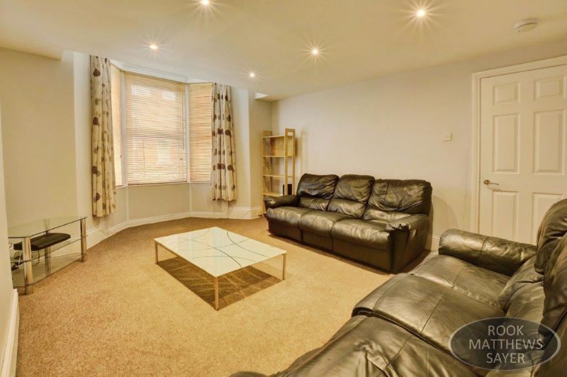 Property photo 2 of 14 Photo 12