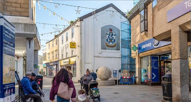 Property photo 2 of 15