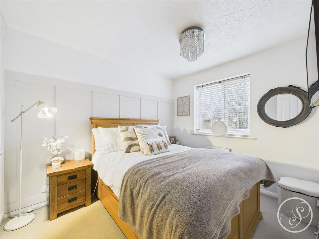 Property photo 3 of 13 Bedroom One