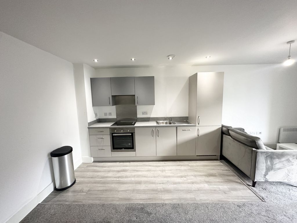 Property photo 2 of 13 Photo 4