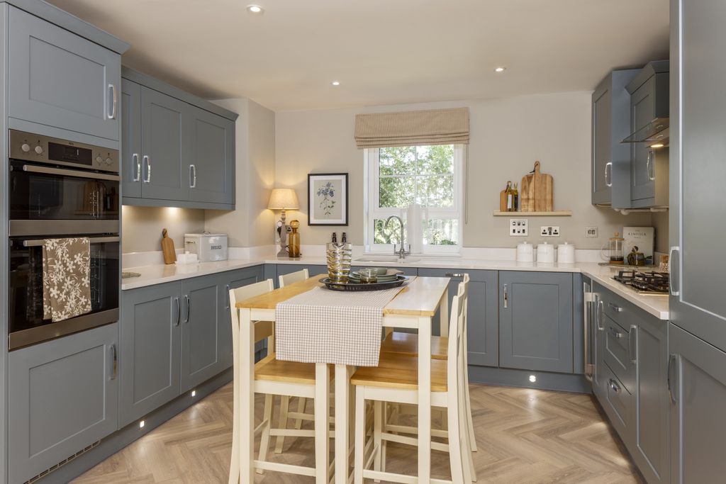 Property photo 2 of 10 Kitchen In The 4 Bedroom Lavenham