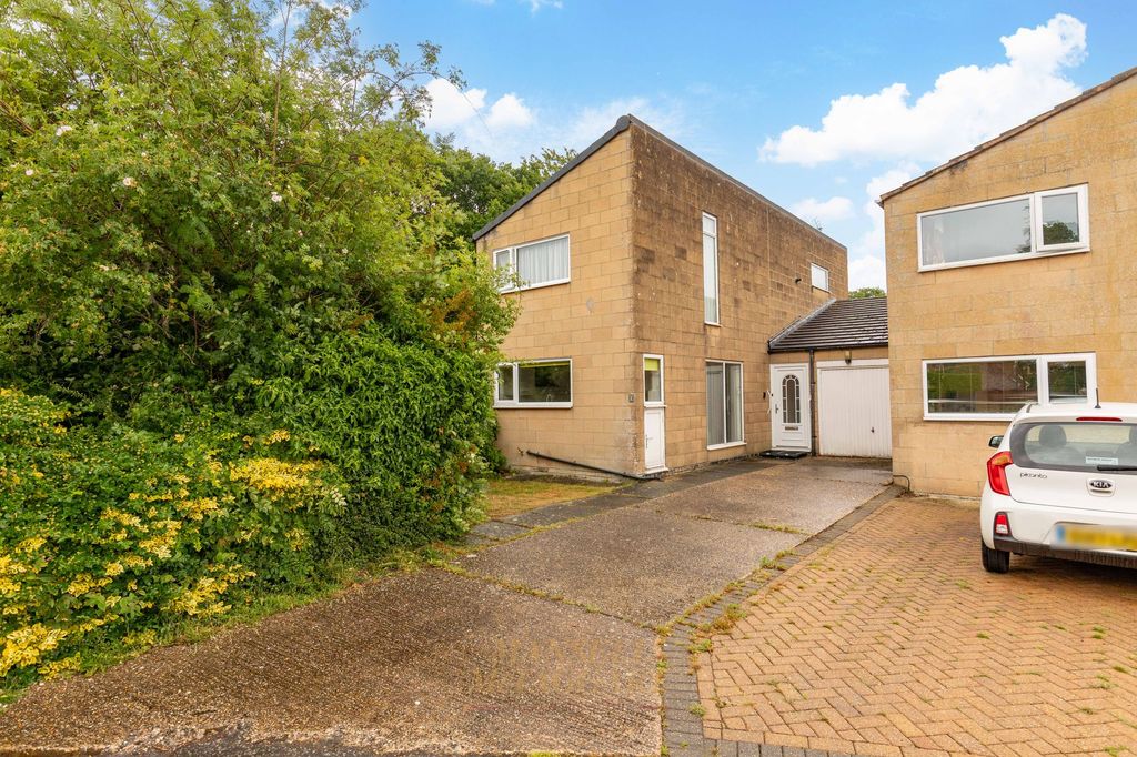 Property photo 1 of 20