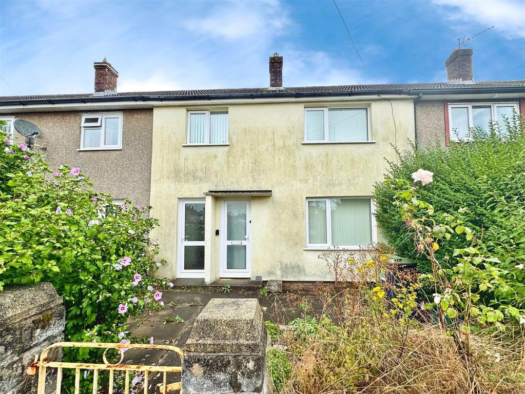 Property photo 1 of 16 Queens Road