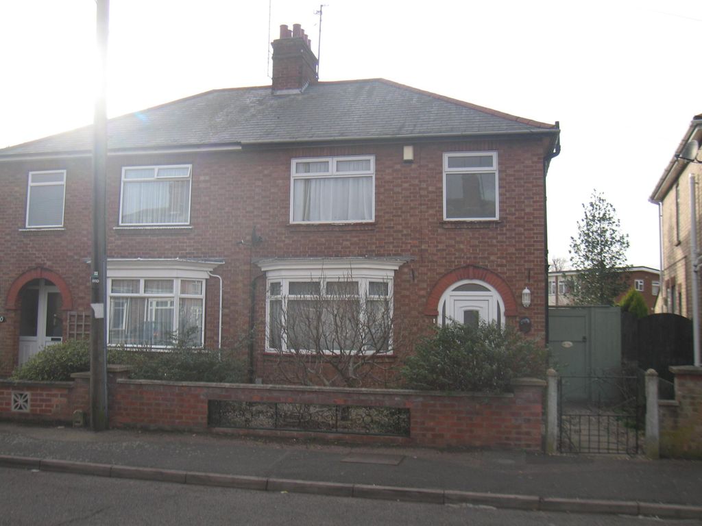 Property photo 2 of 9 Front