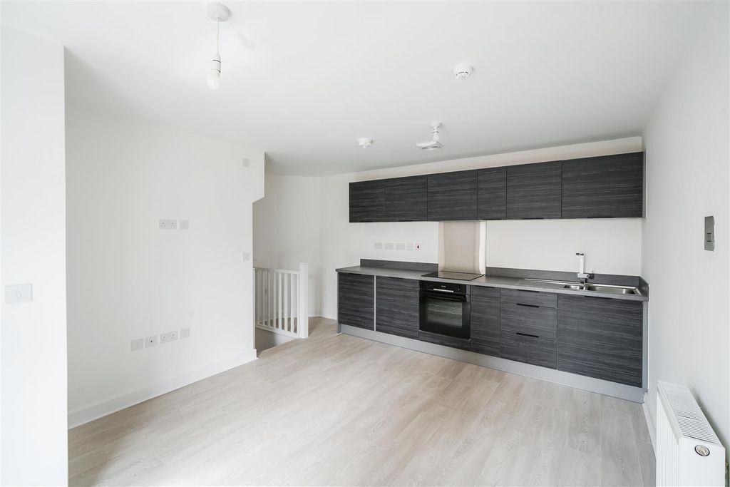 Property photo 3 of 9 1139103 (5).Jpg