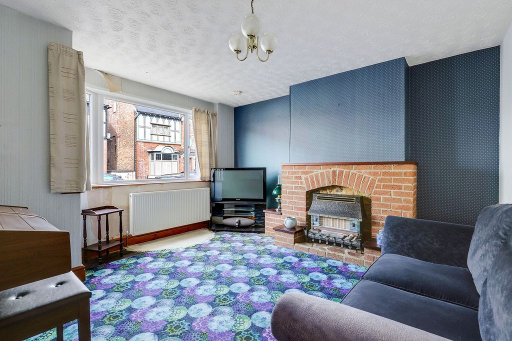 Property photo 2 of 13