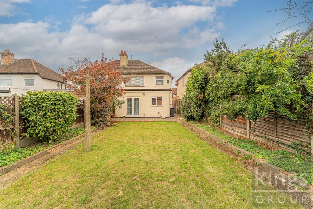 Property photo 2 of 28