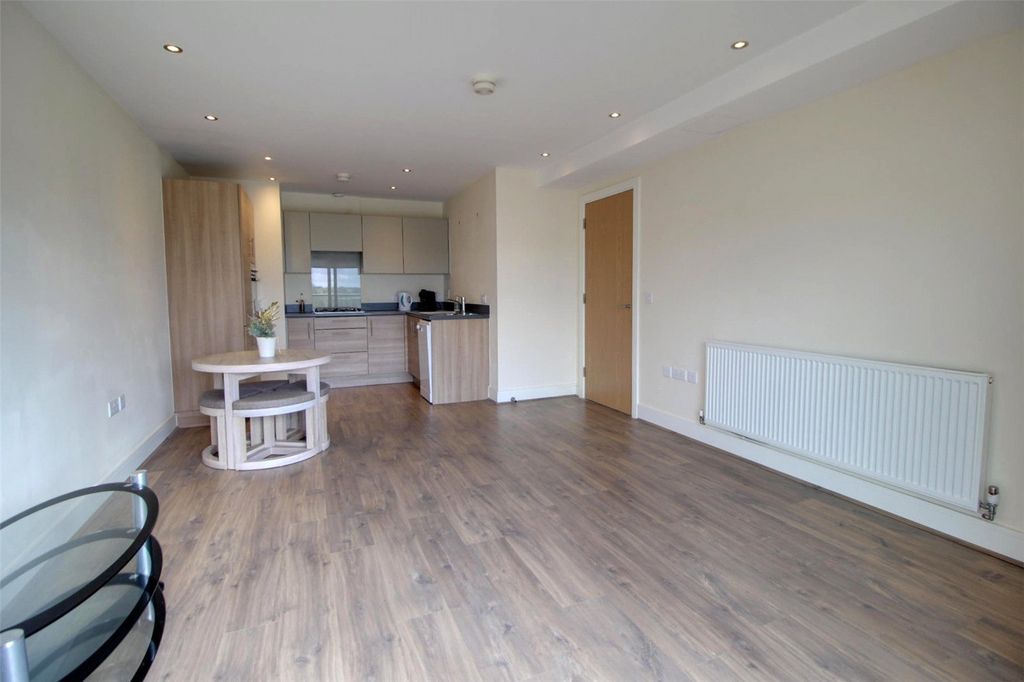 Property photo 2 of 12 Picture No. 09