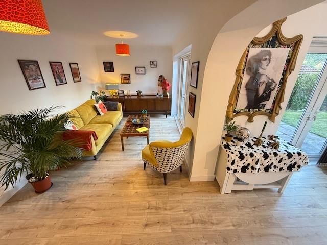 Property photo 3 of 17 7.Jpg