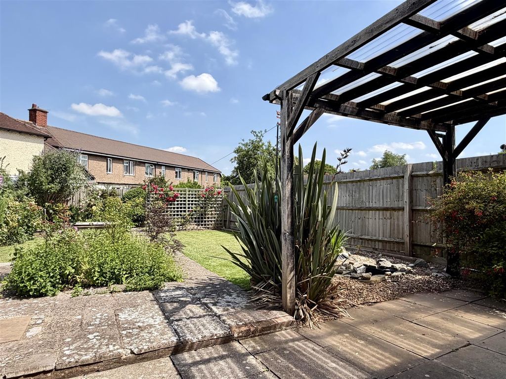 Property photo 2 of 26