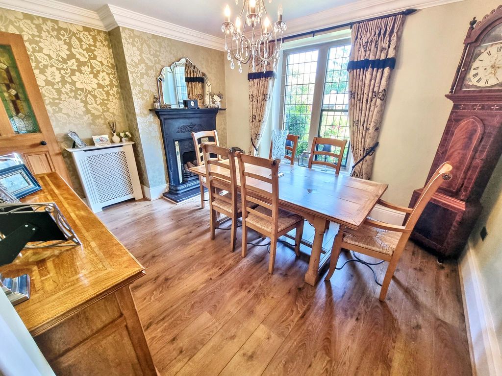 Property photo 3 of 18 Photo 7