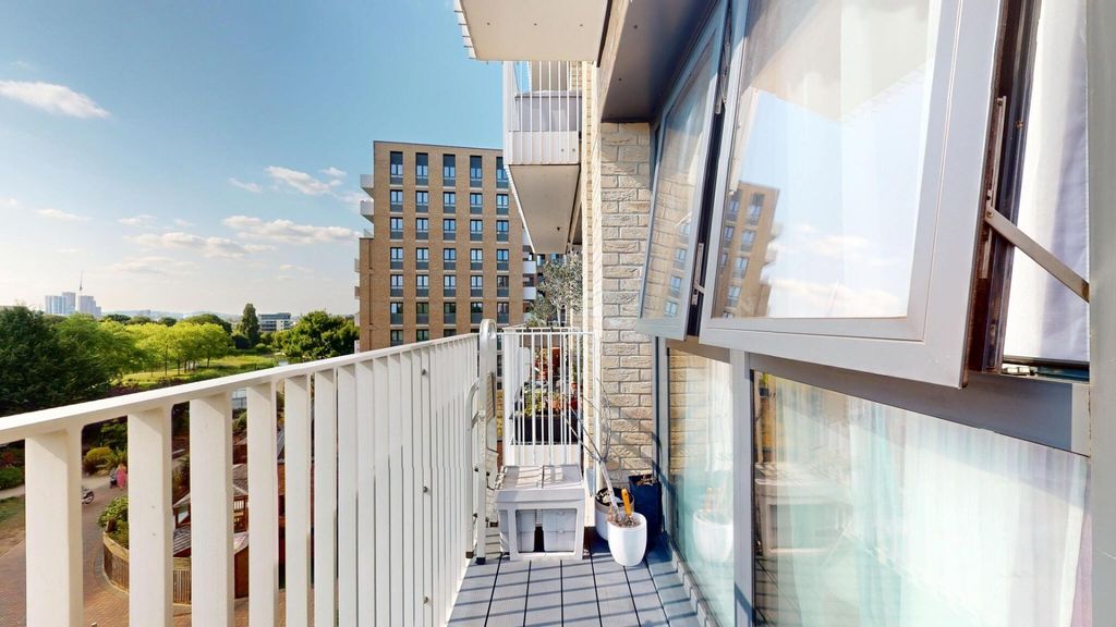 Property photo 3 of 15 Sun-Drenched Balcony With Stunning City Views...