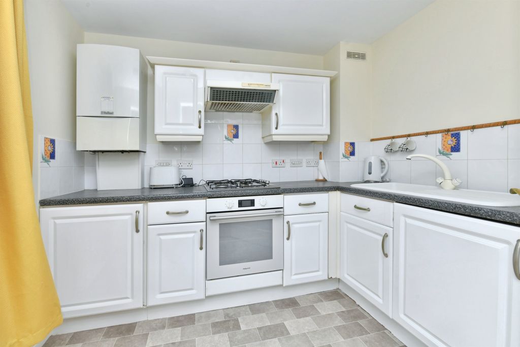 Property photo 3 of 19