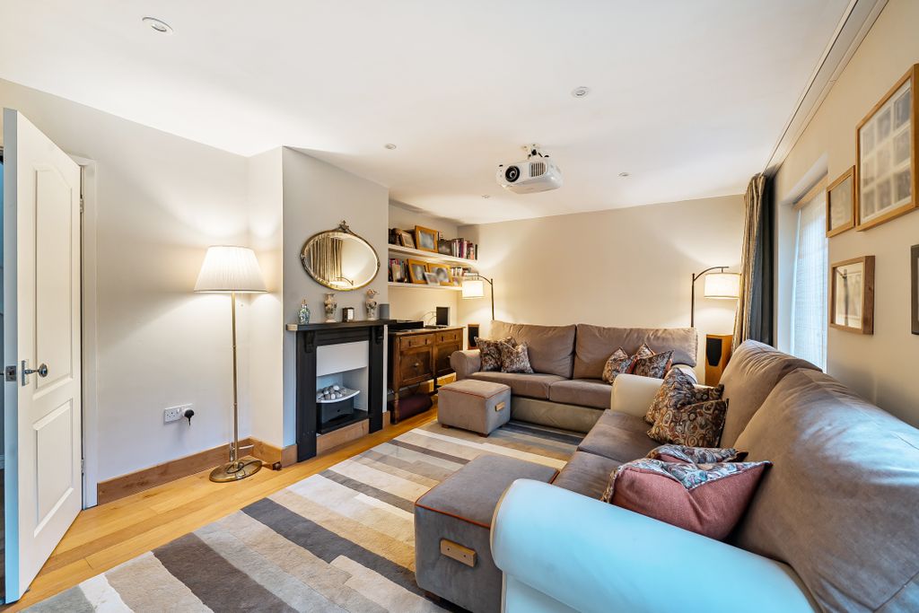 Property photo 3 of 18 13950751695Fcc53777Ea