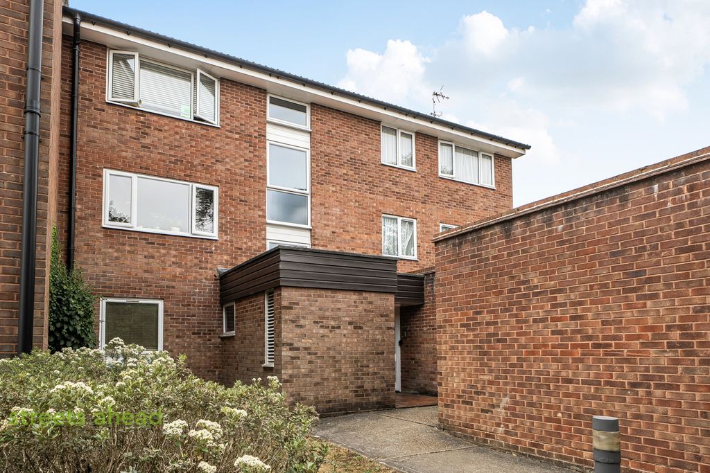 Property photo 1 of 11 F2A52d70-32Be-4B2...