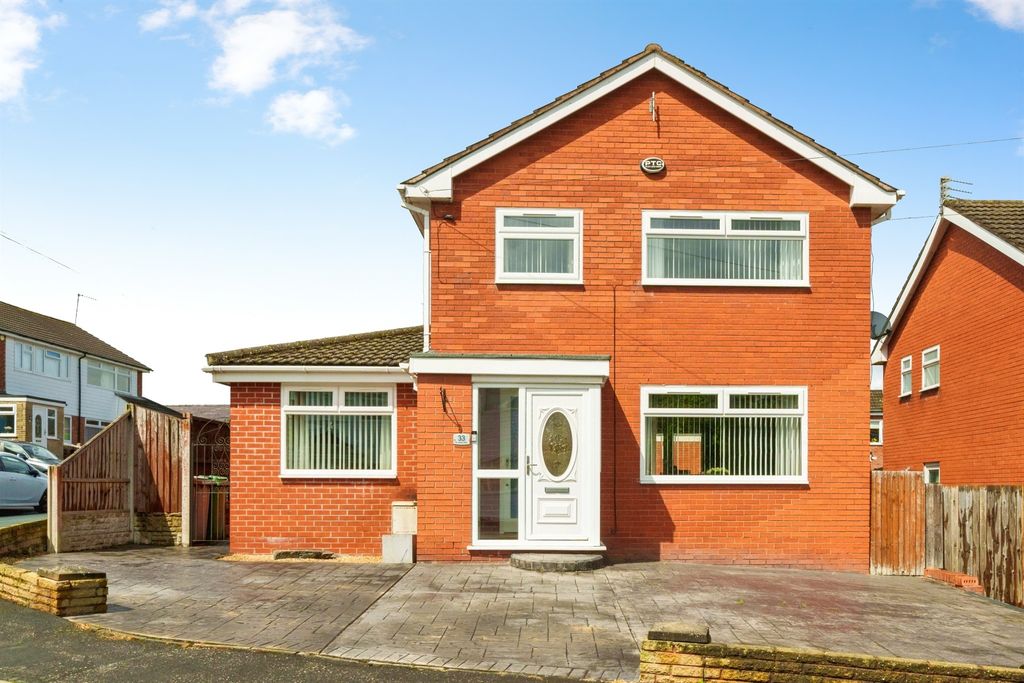 Property photo 1 of 18
