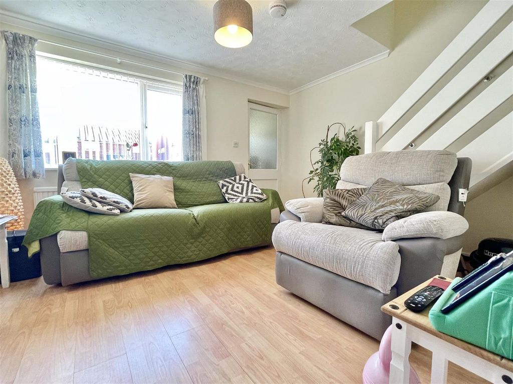 Property photo 2 of 12 Img_1147.Jpeg