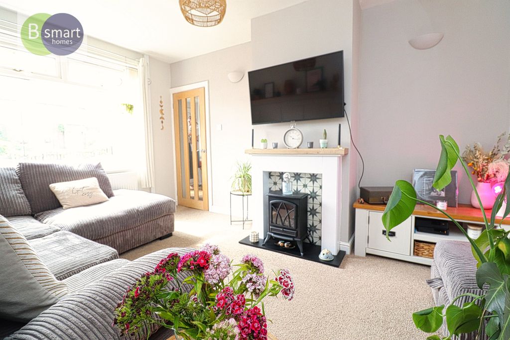 Property photo 2 of 18 Img_9347