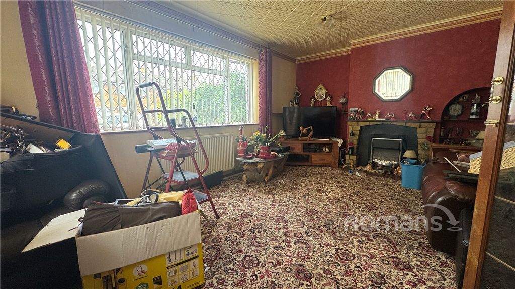 Property photo 3 of 16 Living Room