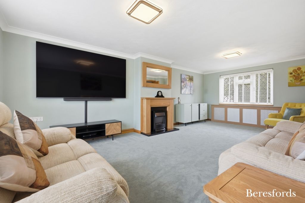 Property photo 3 of 37 Picture 3