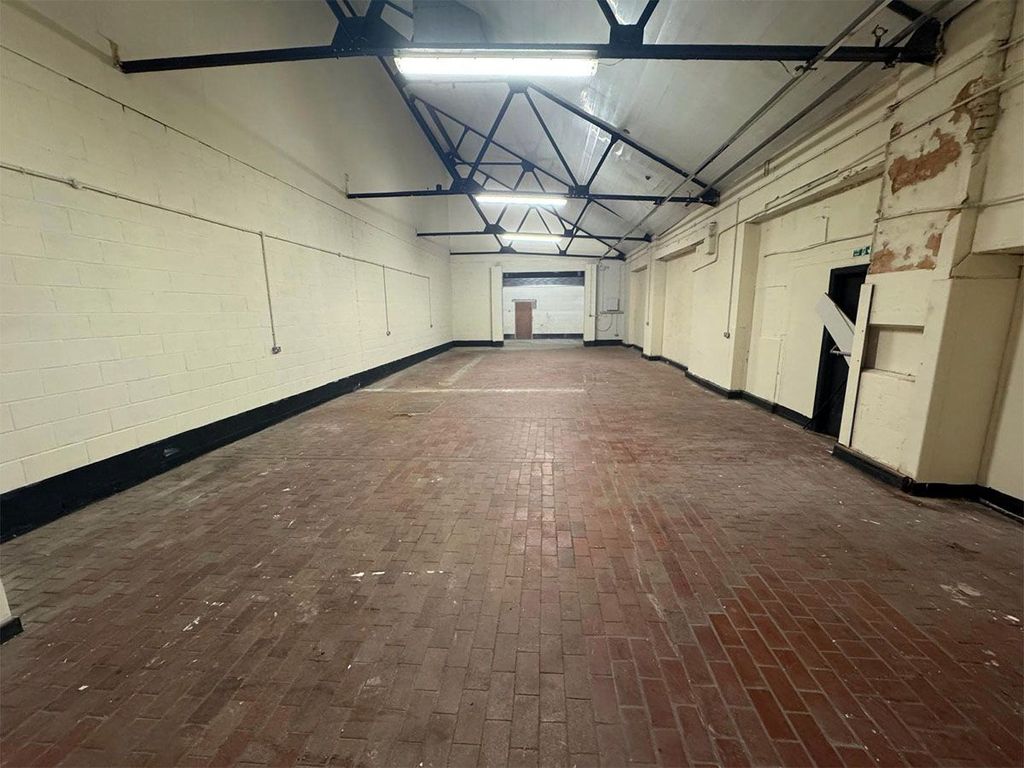 Property photo 3 of 4