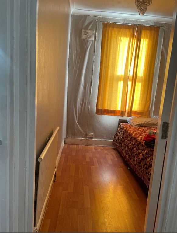 Property photo 2 of 4