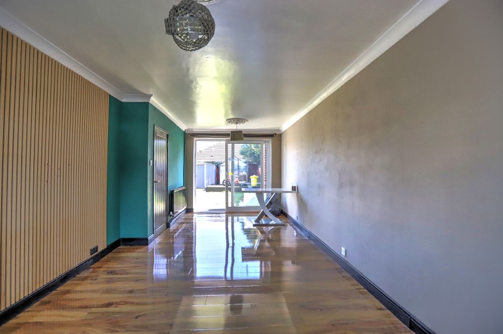 Property photo 2 of 12 Img_7030_1_2