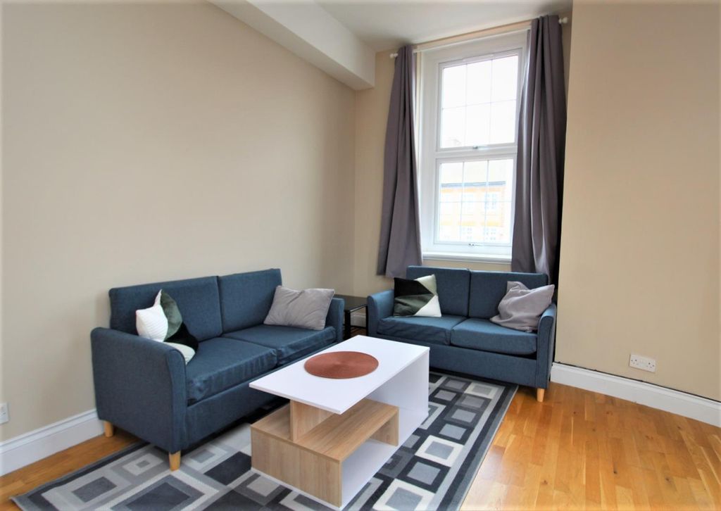 Property photo 3 of 10 Living Room.Jpg