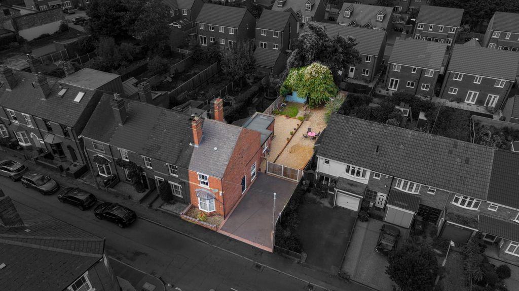Property photo 2 of 26