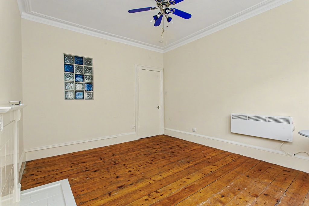 Property photo 3 of 9 Property Image 3