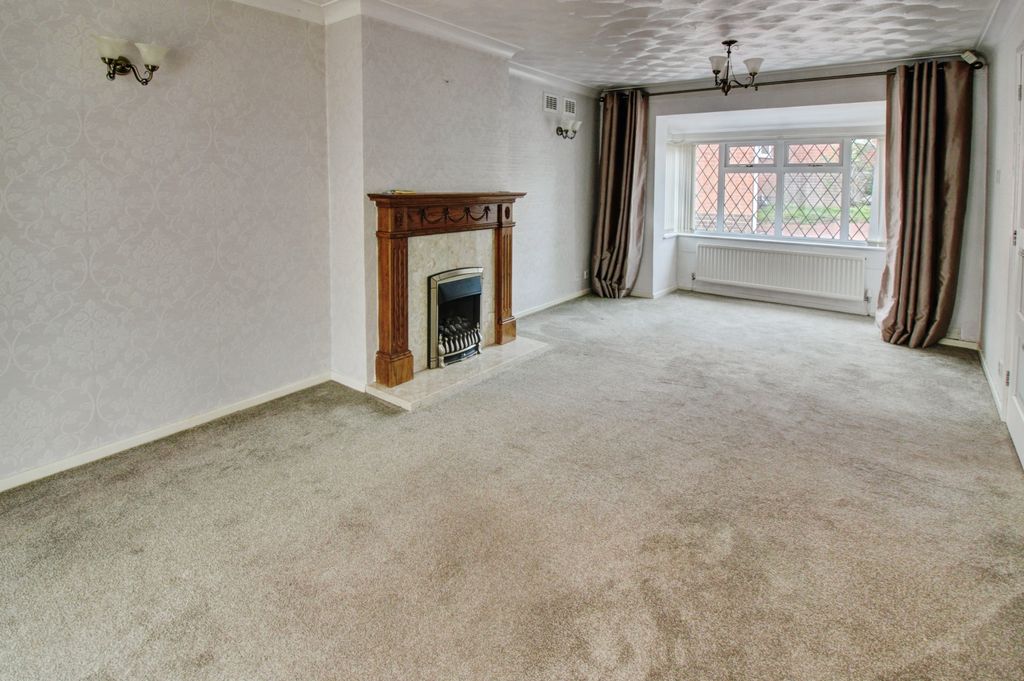 Property photo 2 of 14 Living Room