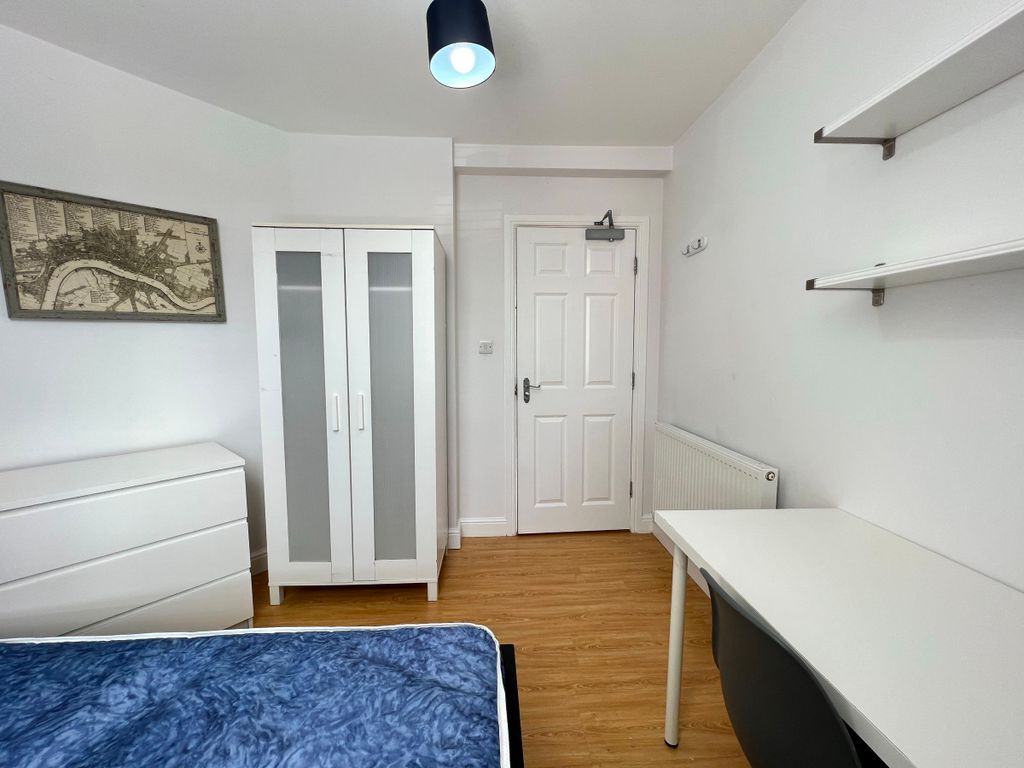 Property photo 2 of 9 14176