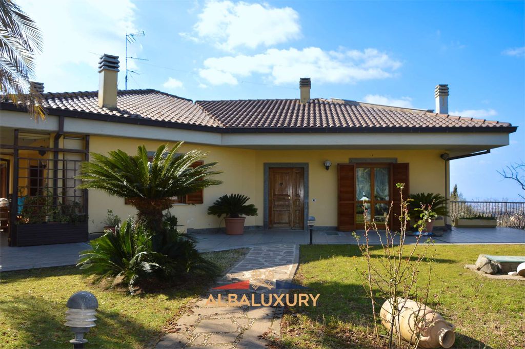 Property photo 2 of 49