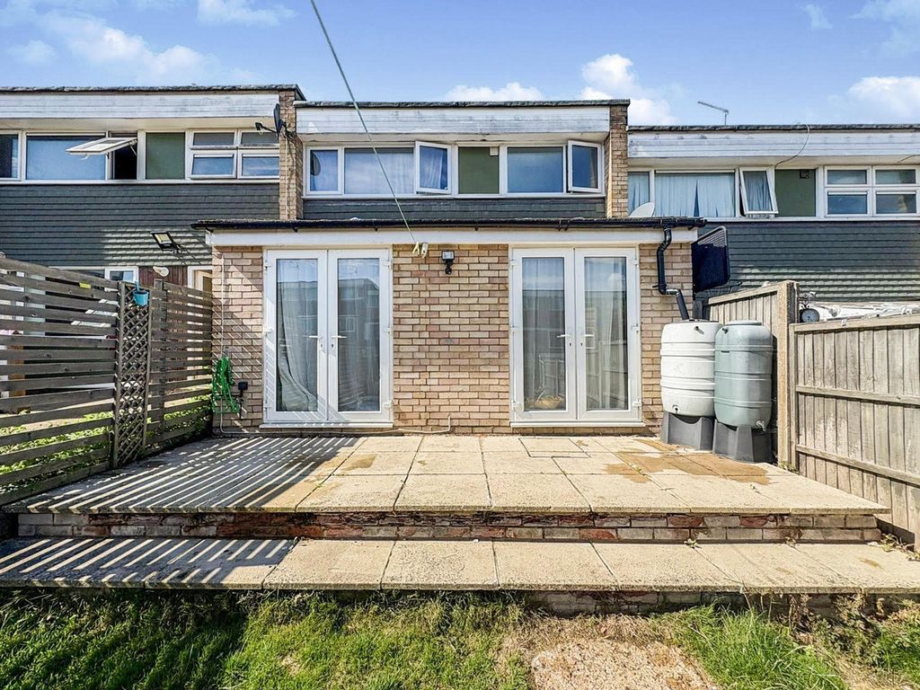 Property photo 3 of 10