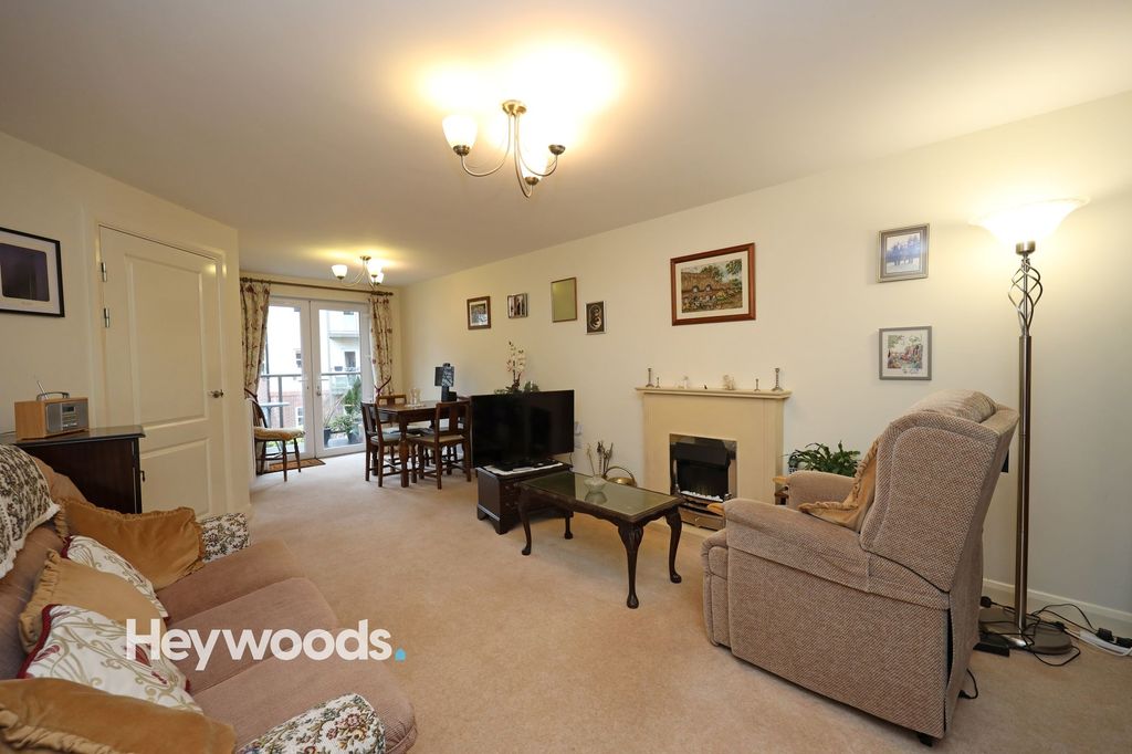 Property photo 1 of 25