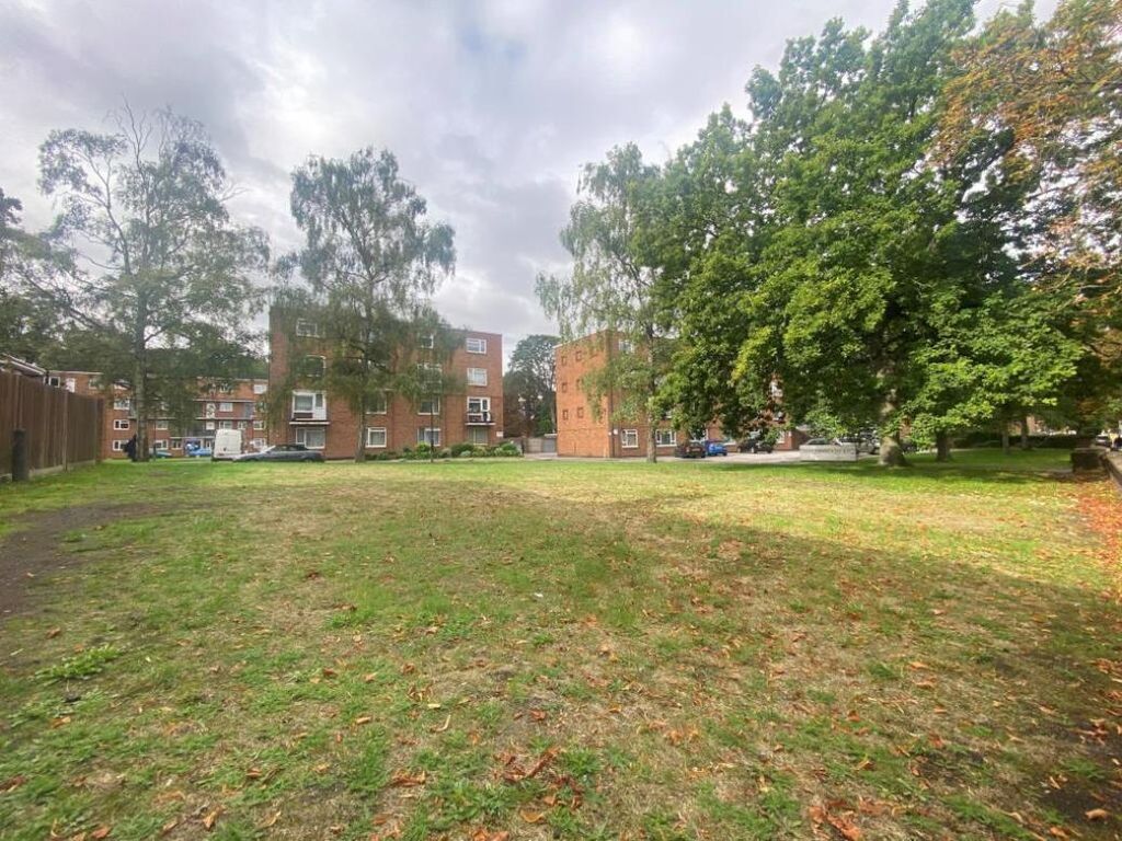 Property photo 1 of 8 Image