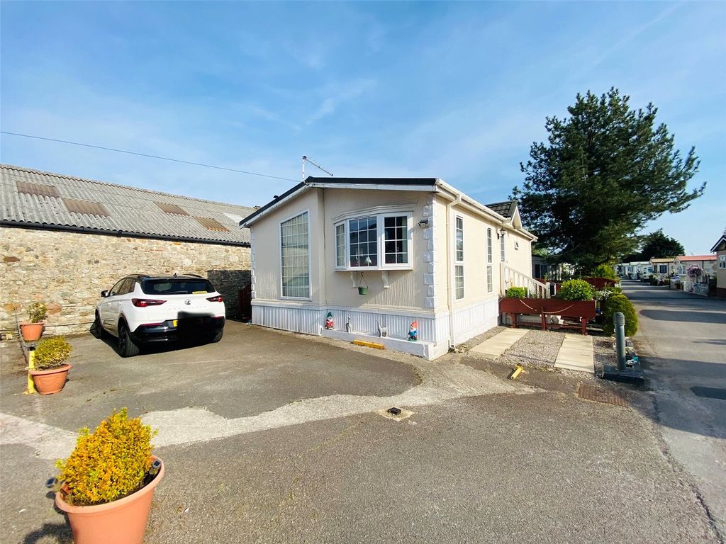 Property photo 1 of 18 Picture No. 12
