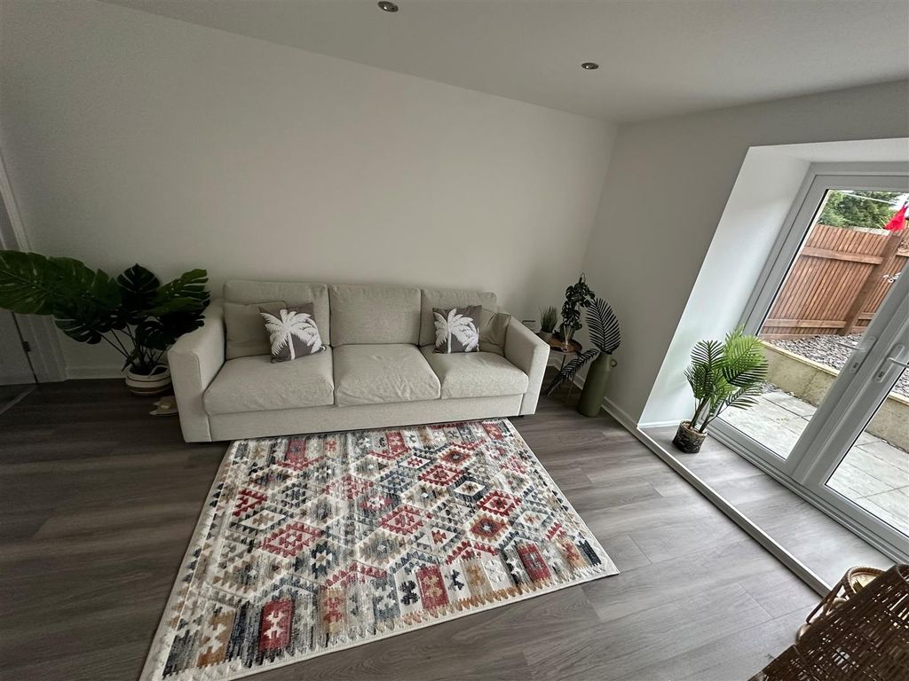 Property photo 2 of 19 4.Jpg