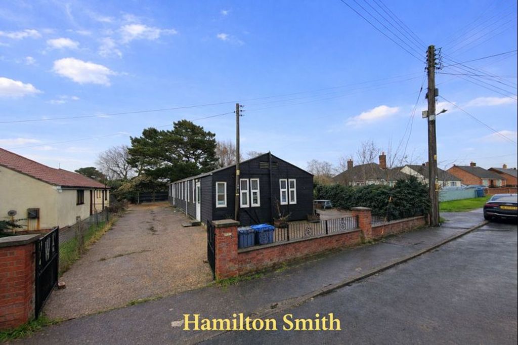 Property photo 1 of 10