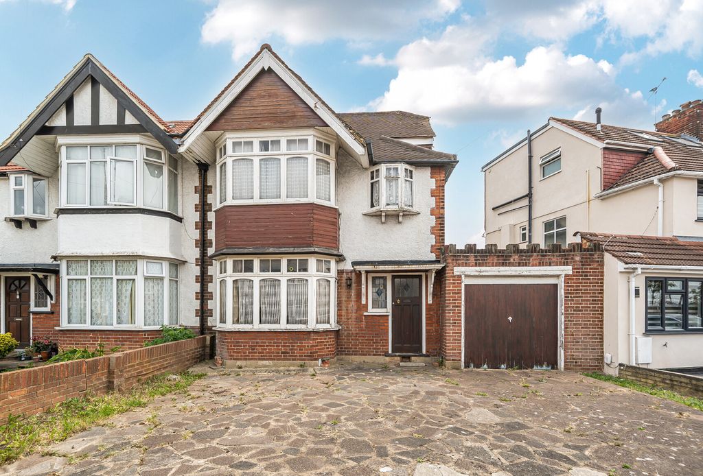 Property photo 2 of 14 1335656-2-6894Af4...