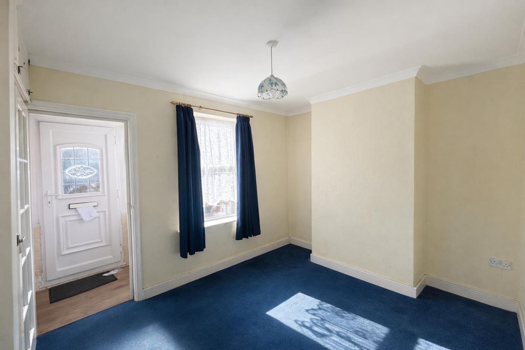 Property photo 3 of 15 1BA788Ff-D641-4389-9A16-A643039741B5.Png